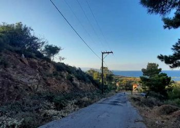 Δημοτικός Φωτισμός στην Καστέλλα: Ένα Πρόβλημα που Ζητά Λύση – monemvasianews.gr