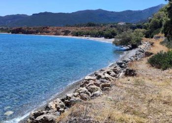 Διάβρωση παραλίας Ξηφιά: Ημίμετρα αντί για επιστημονική θωράκιση – monemvasianews.gr